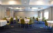 Functional Hall 7 Holiday Inn Express & Suites ROCHESTER WEBSTER, an IHG Hotel