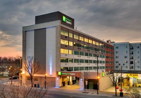 外部的 Holiday Inn Express WASHINGTON DC N-SILVER SPRING by IHG, an IHG Hotel