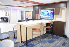 Functional Hall 2 Holiday Inn Express & Suites PENSACOLA W I-10 by IHG, an IHG Hotel