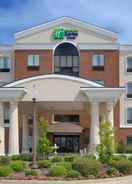 EXTERIOR_BUILDING Holiday Inn Express & Suites ENNIS, an IHG Hotel