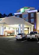 EXTERIOR_BUILDING Holiday Inn Express Hotel & Suites Bainbridge, an IHG Hotel