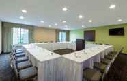 ห้องประชุม 2 Holiday Inn Express WINSTON-SALEM, an IHG Hotel