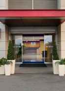 Entrance Holiday Inn Express MADRID - ALCORCON, an IHG Hotel