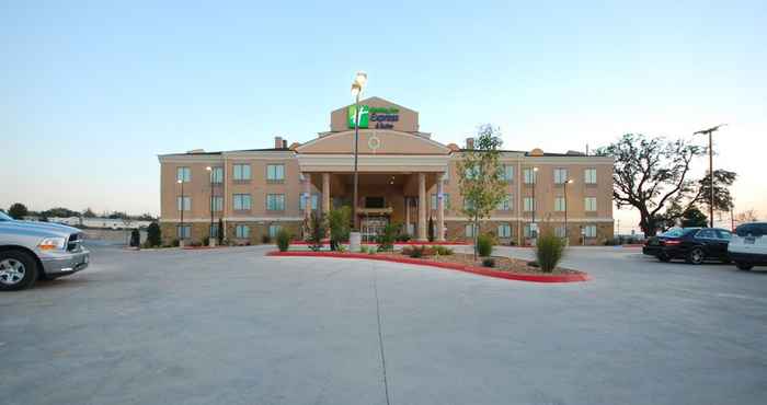 Exterior Holiday Inn Express & Suites GONZALES, an IHG Hotel