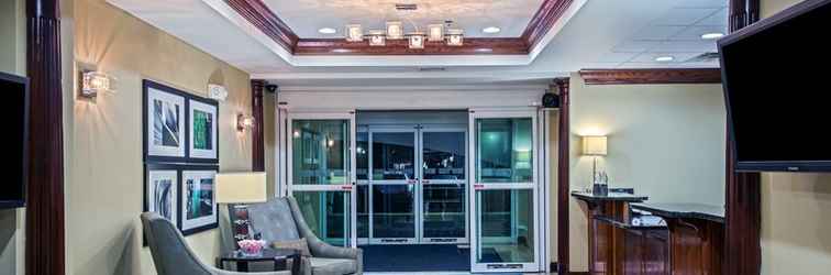 Lobi Holiday Inn Express & Suites RICHMOND, an IHG Hotel