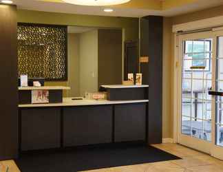 Lobby 2 Candlewood Suites CLARKSVILLE