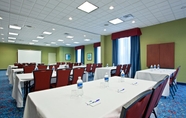 Functional Hall 3 Holiday Inn Express & Suites AKRON REGIONAL AIRPORT AREA, an IHG Hotel
