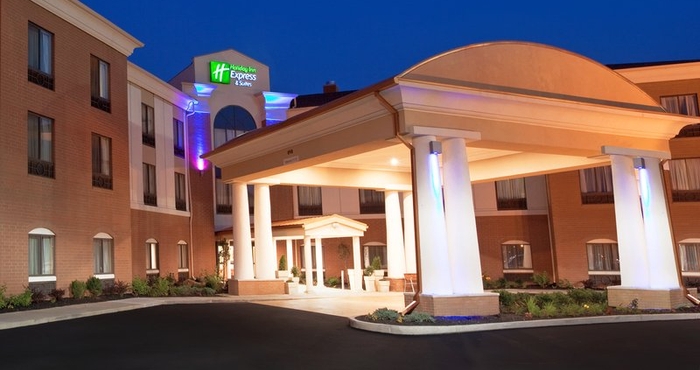 Exterior Holiday Inn Express & Suites AKRON REGIONAL AIRPORT AREA, an IHG Hotel