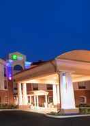 EXTERIOR_BUILDING Holiday Inn Express & Suites AKRON REGIONAL AIRPORT AREA, an IHG Hotel