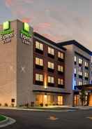 EXTERIOR_BUILDING Holiday Inn Express & Suites Racine, an IHG Hotel