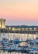 VIEW_ATTRACTIONS Holiday Inn CHARLESTON-RIVERVIEW, an IHG Hotel