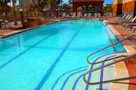 Swimming Pool Holiday Inn Express & Suites SOUTH PADRE ISLAND, an IHG Hotel