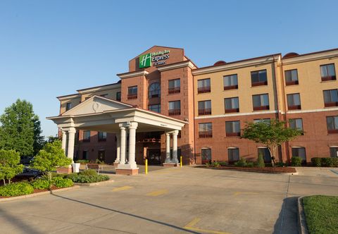 Bên ngoài Holiday Inn Express & Suites CLINTON by IHG, an IHG Hotel