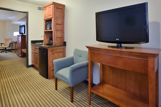 ห้องนอน 4 Holiday Inn Express & Suites FREDERICKSBURG, an IHG Hotel