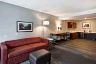 Ruang untuk Umum Holiday Inn LANCASTER, an IHG Hotel