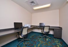 Functional Hall 2 Candlewood Suites HARRISBURG - HERSHEY by IHG