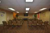 Functional Hall Holiday Inn Express LAS VEGAS-NELLIS, an IHG Hotel