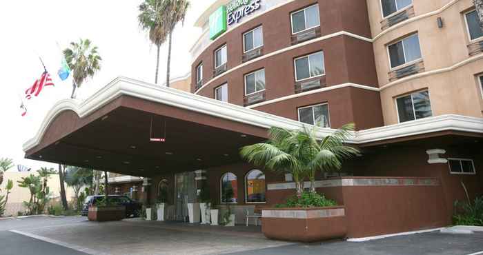 Exterior Holiday Inn Express SAN DIEGO SOUTH - CHULA VISTA, an IHG Hotel