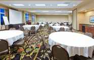 Functional Hall 4 Holiday Inn Express & Suites ASTORIA, an IHG Hotel