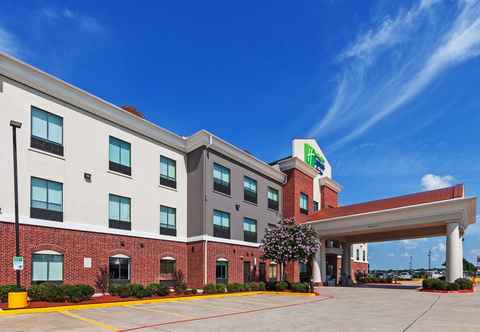 Exterior Holiday Inn Express & Suites SEALY, an IHG Hotel