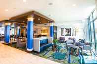 Lobi Holiday Inn Express & Suites GREENWOOD MALL, an IHG Hotel