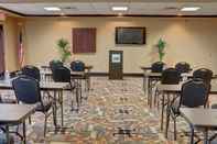 Functional Hall Holiday Inn Express & Suites TEXARKANA EAST, an IHG Hotel