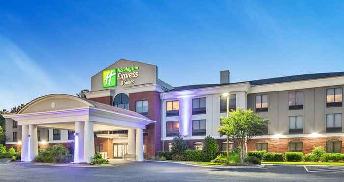 Exterior Holiday Inn Express & Suites HARDEEVILLE-HILTON HEAD, an IHG Hotel