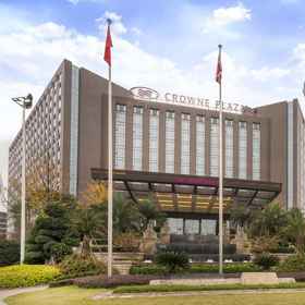 Hotel Extrior 1 Crowne Plaza CHENGDU WEST by IHG, an IHG Hotel, Jinniu Hotel Banquet Hall Hotels