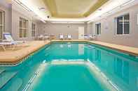 Hồ bơi Holiday Inn Express & Suites SAINT AUGUSTINE NORTH, an IHG Hotel