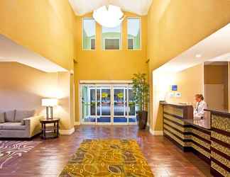 Lobby 2 Holiday Inn Express & Suites SAINT AUGUSTINE NORTH, an IHG Hotel