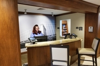 Lobby Staybridge Suites TOLEDO - ROSSFORD - PERRYSBURG, an IHG Hotel