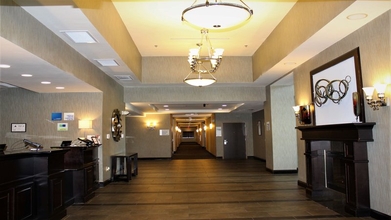 Lobby 4 Holiday Inn Express & Suites ROCKINGHAM, an IHG Hotel