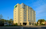 ภายนอกอาคาร 3 Holiday Inn Express & Suites BOSTON - CAMBRIDGE, an IHG Hotel