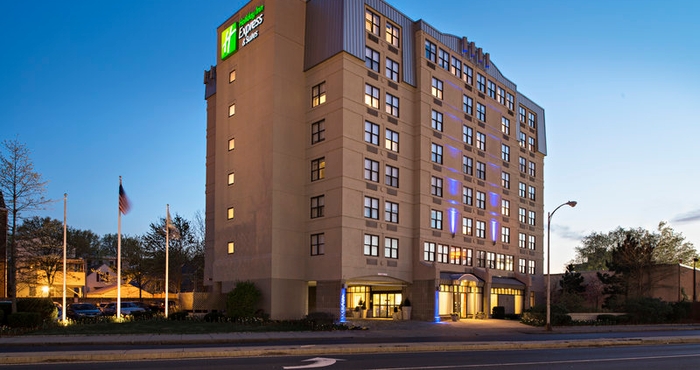 ภายนอกอาคาร Holiday Inn Express & Suites BOSTON - CAMBRIDGE, an IHG Hotel