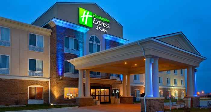 Exterior Holiday Inn Express & Suites MATTOON, an IHG Hotel