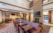 Restoran 2 Staybridge Suites CHARLESTON-ASHLEY PHOSPHATE, an IHG Hotel