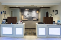 Lobby Holiday Inn Express & Suites MUSKOGEE, an IHG Hotel