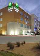 EXTERIOR_BUILDING Holiday Inn Express & Suites Brookshire - Katy Freeway, an IHG Hotel