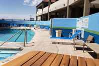 Swimming Pool Holiday Inn EL PASO WEST – SUNLAND PARK, an IHG Hotel