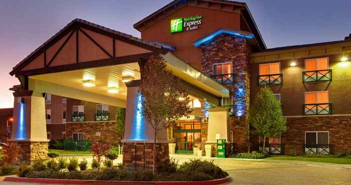 Bangunan Holiday Inn Express & Suites TEHACHAPI HWY 58/MILL ST., an IHG Hotel