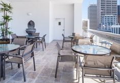 Restoran 6 Holiday Inn Express SAN DIEGO DOWNTOWN by IHG, an IHG Hotel