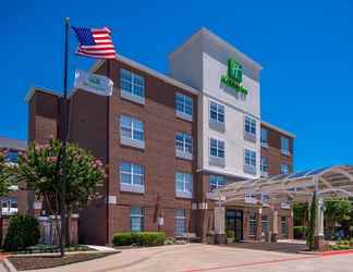 Exterior 2 Holiday Inn & Suites DALLAS-ADDISON, an IHG Hotel