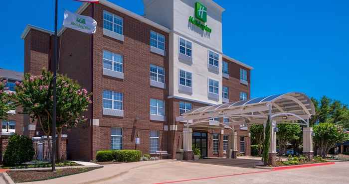 Exterior Holiday Inn & Suites DALLAS-ADDISON, an IHG Hotel