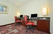Functional Hall 2 Holiday Inn Express & Suites UTICA, an IHG Hotel