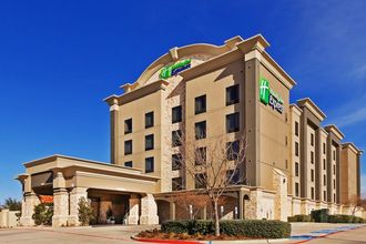 外部的 4 Holiday Inn Express FRISCO LEGACY PARK AREA by IHG, an IHG Hotel