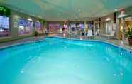 Hồ bơi 6 Holiday Inn Express & Suites SUNBURY-COLUMBUS AREA, an IHG Hotel