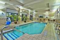 Swimming Pool Holiday Inn & Suites GREEN BAY STADIUM, an IHG Hotel