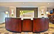 Lobby 7 Holiday Inn & Suites GREEN BAY STADIUM, an IHG Hotel