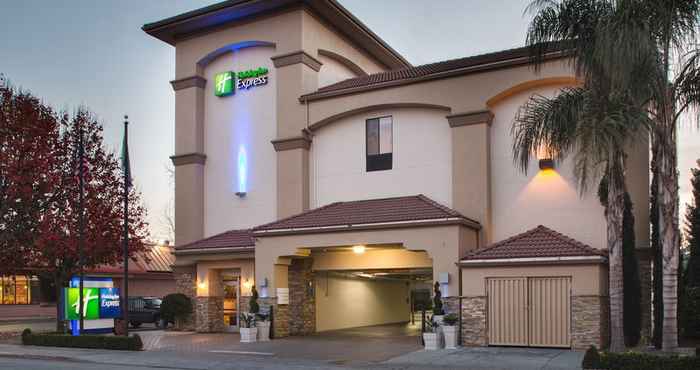 Exterior Holiday Inn Express REDWOOD CITY-CENTRAL, an IHG Hotel