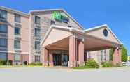 ภายนอกอาคาร 3 Holiday Inn Express & Suites HARRISON, an IHG Hotel